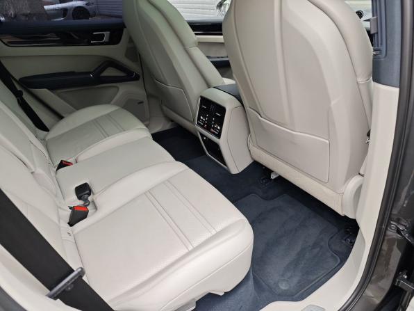 Porsche Cayenne III с пробегом 2019 года, цена 6 795 000 рублей, 93207 км, внедорожник, Автокод Объявления