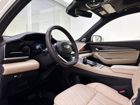 Geely Monjaro I Рестайлинг (China Market) с пробегом 2025 года, цена 3 830 000 рублей, 27000 км, внедорожник, Автокод Объявления