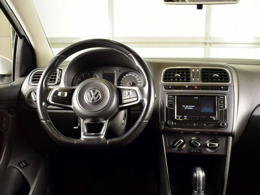 Volkswagen Polo V Рестайлинг Кемерово  - изображение 7