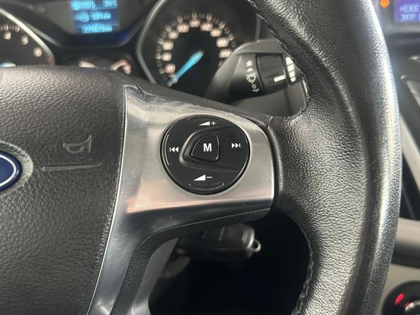 Ford Focus III с пробегом 2012 года, цена 697 000 рублей, 229882 км, хэтчбек, Автокод Объявления