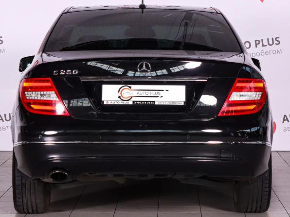 Mercedes-Benz C-Класс III (W204) Рестайлинг с пробегом 2011 года, цена 1 399 000 рублей, 181000 км, седан, Автокод Объявления