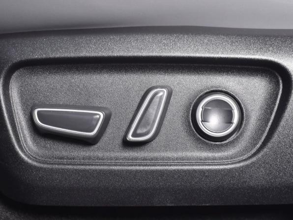 Toyota RAV4 VI (XA60) с пробегом 2026 года, цена 4 149 995 рублей, 16 км, внедорожник, Автокод Объявления