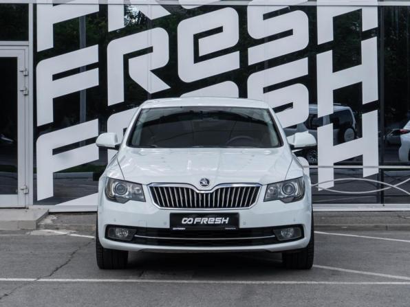 Skoda Superb II Рестайлинг с пробегом 2014 года, цена 1 040 000 рублей, 301587 км, лифтбек, Автокод Объявления