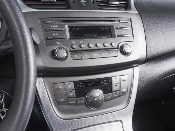 Nissan Sentra VII (B17) с пробегом 2015 года, цена 1 290 000 рублей, 52751 км, седан, Автокод Объявления