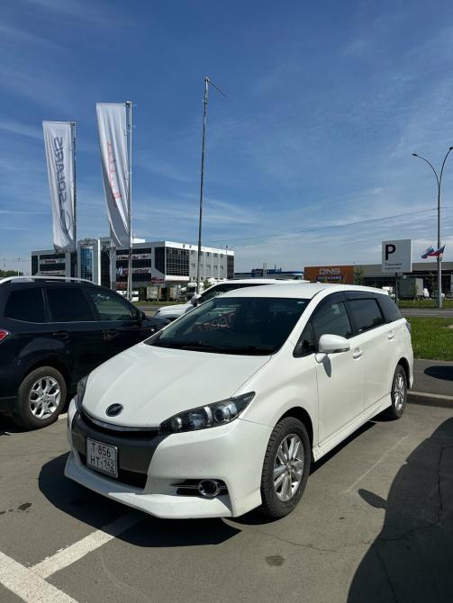 Toyota Wish II Рестайлинг Кемерово  - изображение 2