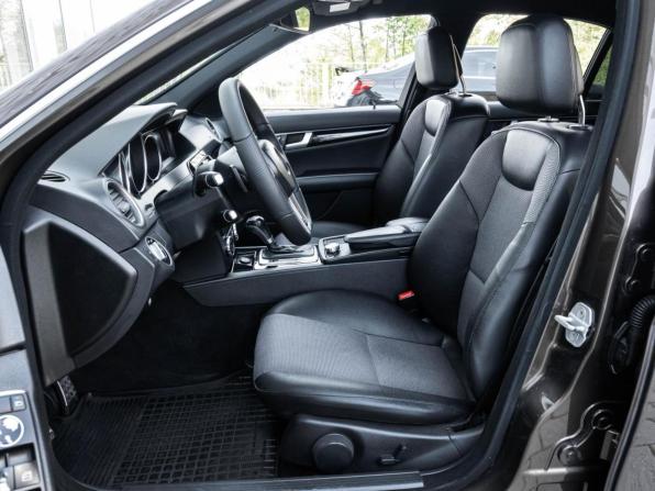 Mercedes-Benz C-Класс III (W204) Рестайлинг с пробегом 2012 года, цена 1 306 000 рублей, 273000 км, седан, Автокод Объявления