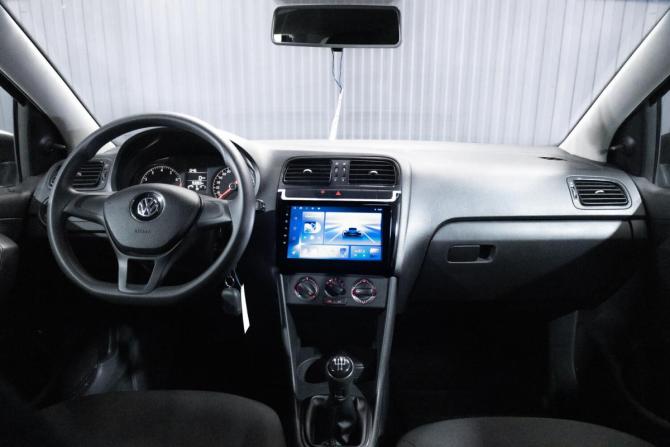Volkswagen Polo V Рестайлинг с пробегом 2015 года, цена 879 000 рублей, 153300 км, седан, Автокод Объявления