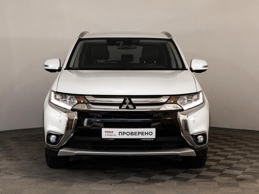 Mitsubishi Outlander III Рестайлинг 2 Санкт-Петербург  - изображение 2