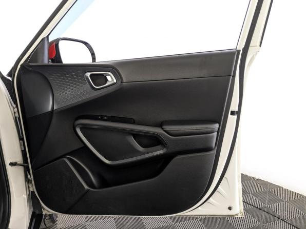 Kia Soul III с пробегом 2021 года, цена 2 141 500 рублей, 98383 км, хэтчбек, Автокод Объявления
