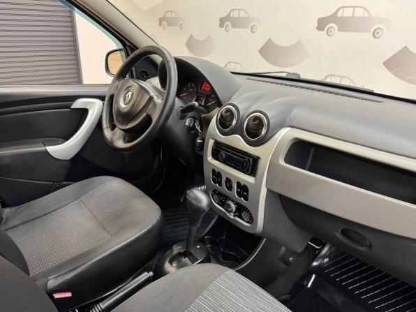 Renault Logan I Рестайлинг с пробегом 2011 года, цена 480 000 рублей, 114996 км, седан, Автокод Объявления