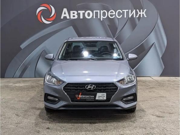 Hyundai Solaris II с пробегом 2017 года, цена 970 000 рублей, 201478 км, седан, Автокод Объявления