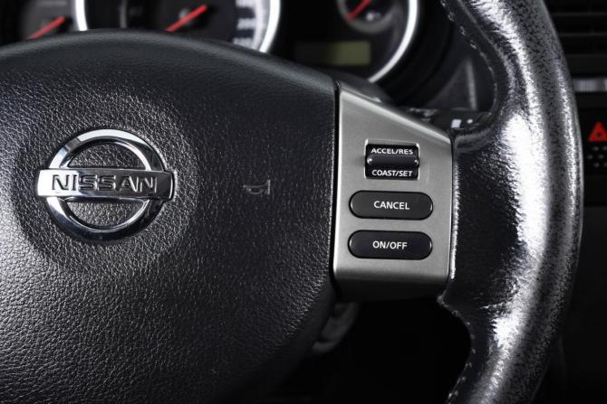 Nissan Tiida I Рестайлинг с пробегом 2013 года, цена 899 000 рублей, 285456 км, хэтчбек, Автокод Объявления