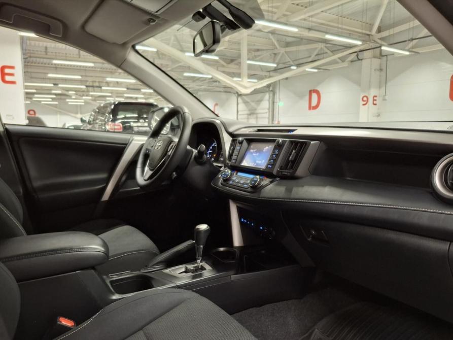 Toyota RAV4 IV (XA40) Рестайлинг Казань  - изображение 13