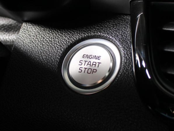 Kia Optima IV Рестайлинг с пробегом 2020 года, цена 2 080 000 рублей, 89811 км, седан, Автокод Объявления