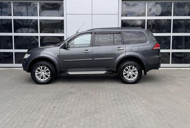 Mitsubishi Pajero Sport II Рестайлинг с пробегом 2013 года, цена 1 750 000 рублей, 250925 км, внедорожник, Автокод Объявления