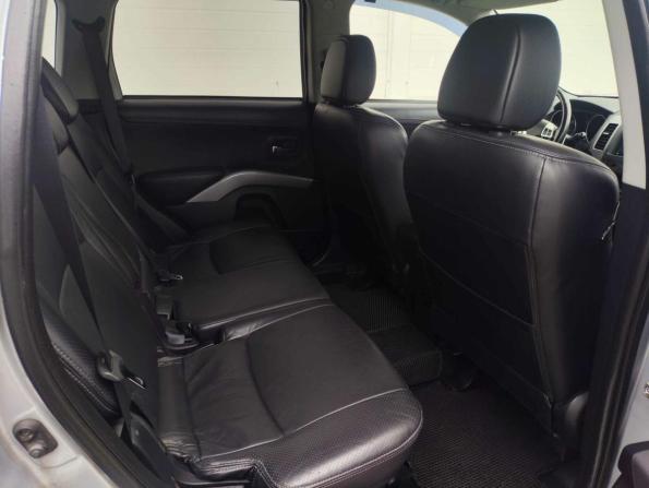 Mitsubishi Outlander II Рестайлинг с пробегом 2011 года, цена 1 299 000 рублей, 138829 км, внедорожник, Автокод Объявления