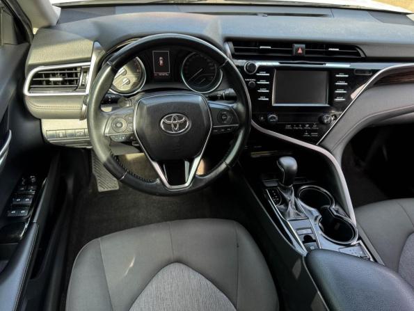 Toyota Camry VIII (XV70) с пробегом 2018 года, цена 2 299 000 рублей, 101673 км, седан, Автокод Объявления