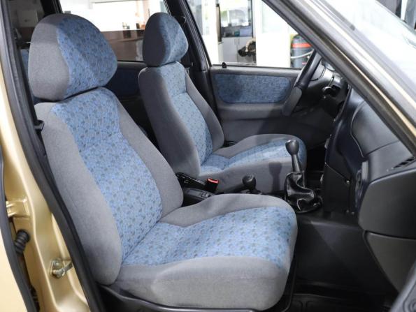 Chevrolet Niva I с пробегом 2004 года, цена 695 000 рублей, 41614 км, внедорожник, Автокод Объявления