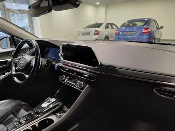 Hyundai Sonata VIII (DN8) с пробегом 2022 года, цена 2 590 000 рублей, 74286 км, седан, Автокод Объявления
