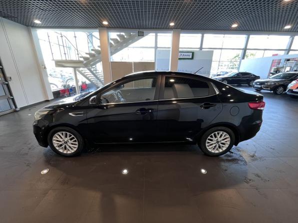 Kia Rio III Рестайлинг с пробегом 2016 года, цена 953 000 рублей, 195702 км, седан, Автокод Объявления