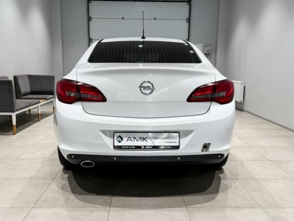 Opel Astra J Рестайлинг с пробегом 2013 года, цена 643 036 рублей, 280815 км, седан, Автокод Объявления