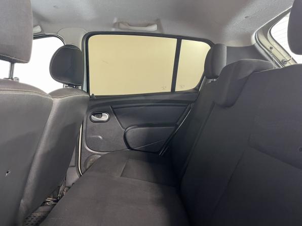 Renault Sandero I с пробегом 2013 года, цена 439 900 рублей, 350000 км, хэтчбек, Автокод Объявления