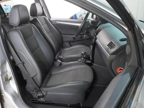 Opel Astra H Рестайлинг с пробегом 2011 года, цена 589 000 рублей, 144179 км, седан, Автокод Объявления