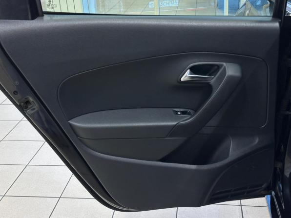 Volkswagen Polo V с пробегом 2012 года, цена 770 000 рублей, 175000 км, седан, Автокод Объявления