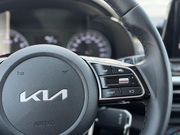 Kia Cerato IV Рестайлинг с пробегом 2022 года, цена 2 100 000 рублей, 127000 км, седан, Автокод Объявления