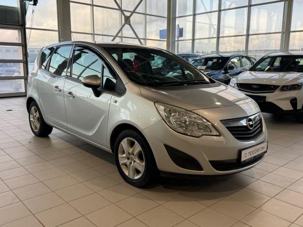 Opel Meriva B с пробегом 2012 года, цена 655 000 рублей, 98000 км, компактвэн, Автокод Объявления