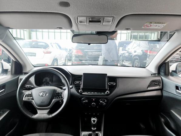 Hyundai Solaris II Рестайлинг с пробегом 2021 года, цена 1 650 000 рублей, 96835 км, седан, Автокод Объявления