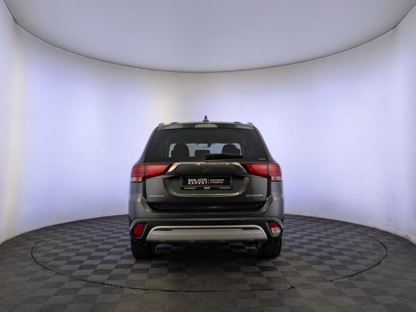 Mitsubishi Outlander III Рестайлинг 3 с пробегом 2019 года, цена 2 390 000 рублей, 53425 км, внедорожник, Автокод Объявления