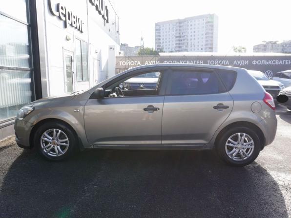 Kia Ceed I Рестайлинг с пробегом 2011 года, цена 468 000 рублей, 393033 км, хэтчбек, Автокод Объявления