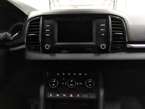 Skoda Karoq I с пробегом 2019 года, цена 2 199 000 рублей, 41160 км, внедорожник, Автокод Объявления