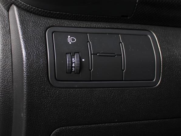 Hyundai Solaris I Рестайлинг с пробегом 2015 года, цена 1 100 000 рублей, 209300 км, седан, Автокод Объявления