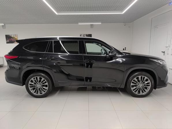 Toyota Highlander IV (XU70) с пробегом 2026 года, цена 5 600 000 рублей, 30 км, внедорожник, Автокод Объявления