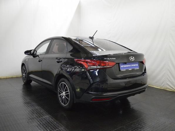 Hyundai Solaris II с пробегом 2018 года, цена 906 000 рублей, 230448 км, седан, Автокод Объявления