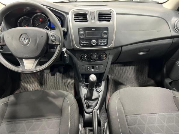Renault Sandero II с пробегом 2018 года, цена 815 000 рублей, 169000 км, хэтчбек, Автокод Объявления