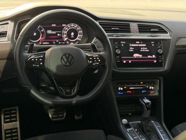Volkswagen Tiguan II с пробегом 2018 года, цена 2 300 000 рублей, 206682 км, внедорожник, Автокод Объявления