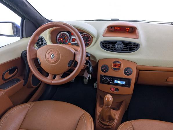 Renault Clio RS III с пробегом 2008 года, цена 1 130 000 рублей, 136439 км, хэтчбек, Автокод Объявления