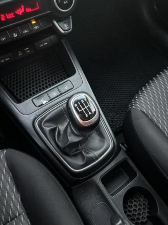 Kia Rio IV с пробегом 2018 года, цена 1 558 750 рублей, 106396 км, хэтчбек, Автокод Объявления