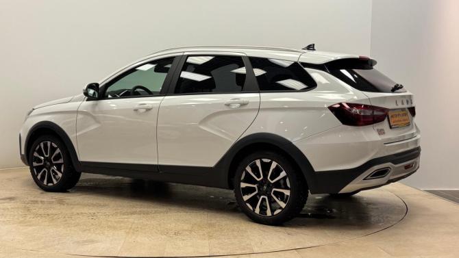 Lada (ВАЗ) Vesta I Рестайлинг (NG) с пробегом 2024 года, цена 1 450 000 рублей, 11499 км, универсал, Автокод Объявления