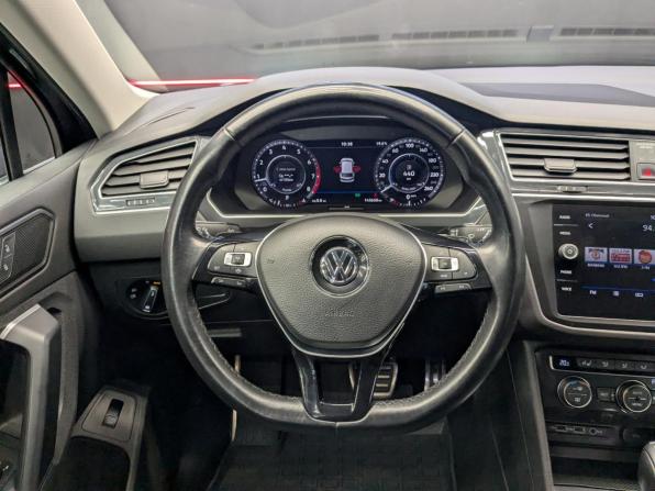 Volkswagen Tiguan II с пробегом 2018 года, цена 2 080 000 рублей, 143505 км, внедорожник, Автокод Объявления