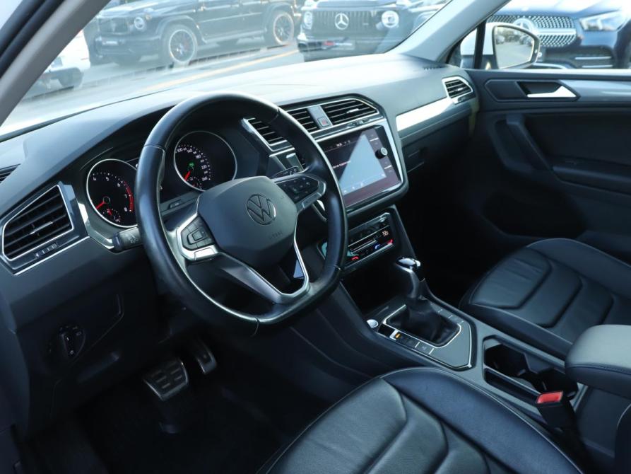 Volkswagen Tiguan II Рестайлинг Москва  - изображение 13