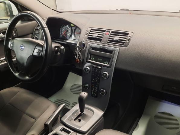 Volvo S40 II Рестайлинг с пробегом 2012 года, цена 598 000 рублей, 245000 км, седан, Автокод Объявления
