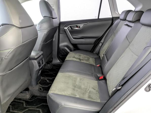 Toyota RAV4 V (XA50) с пробегом 2022 года, цена 3 730 000 рублей, 35775 км, внедорожник, Автокод Объявления
