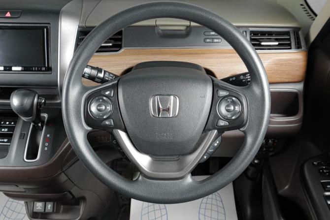 Honda Freed II Рестайлинг с пробегом 2020 года, цена 1 829 000 рублей, 39000 км, компактвэн, Автокод Объявления