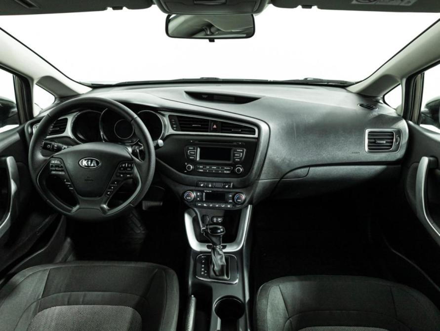 Kia Ceed II Рестайлинг Санкт-Петербург  - изображение 13