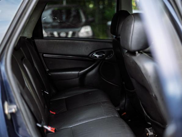 Ford Focus I Рестайлинг с пробегом 2005 года, цена 144 000 рублей, 276232 км, хэтчбек, Автокод Объявления