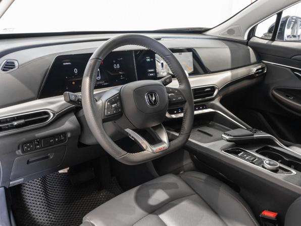 Changan UNI-T I с пробегом 2023 года, цена 2 282 800 рублей, 28982 км, внедорожник, Автокод Объявления